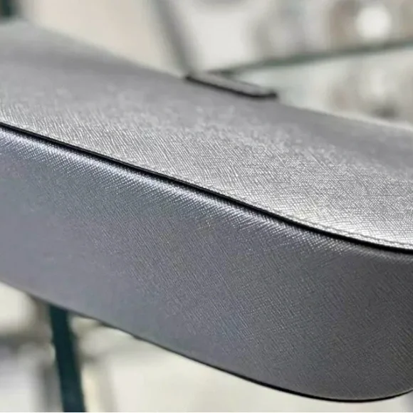 NWT Michael Kors Beautiful Shimmering Carmen Small Metallic Shoulder Bag - Picture 6 of 11